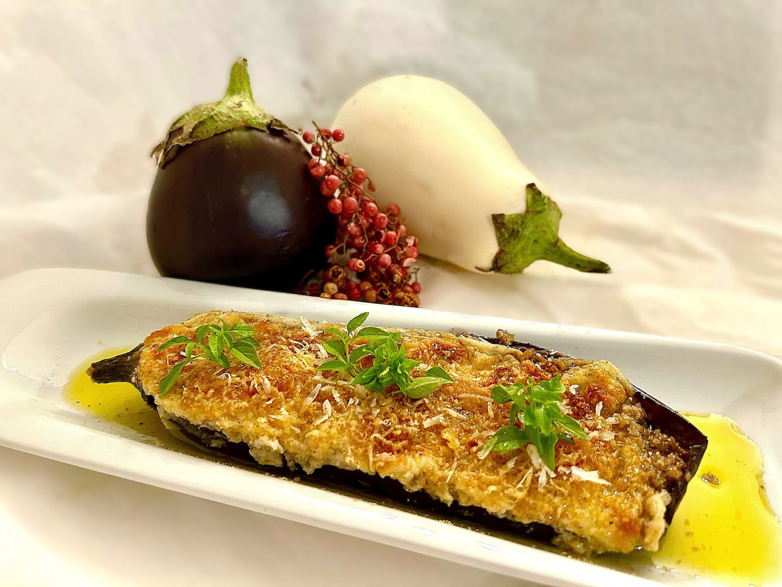 Baked Stuffed Aubergines (Papoutsakia)